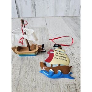 Vintage pirate ship wooden set boat wooden pirate